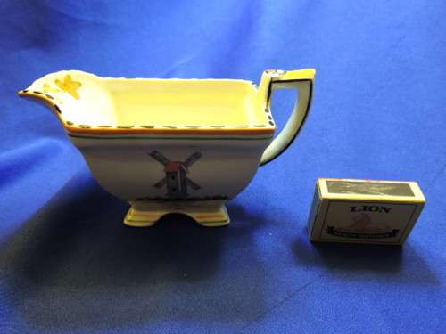 Burleigh Ware footed Milk Jug or Sauce boat